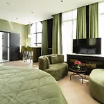 Van der Valk TheaterHotel De Oranjerie